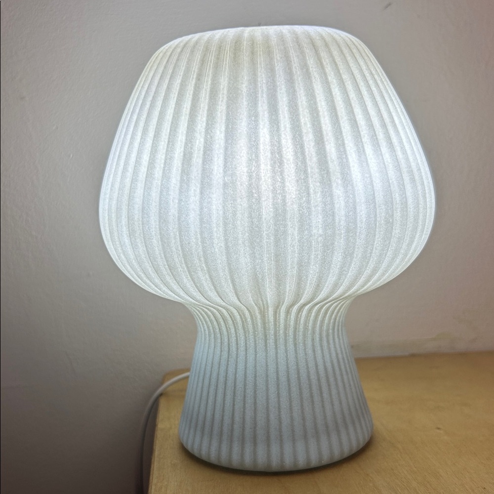 Soft Texture Ribbed / Stripe Effect Table Lamp - Picture 8 of 8